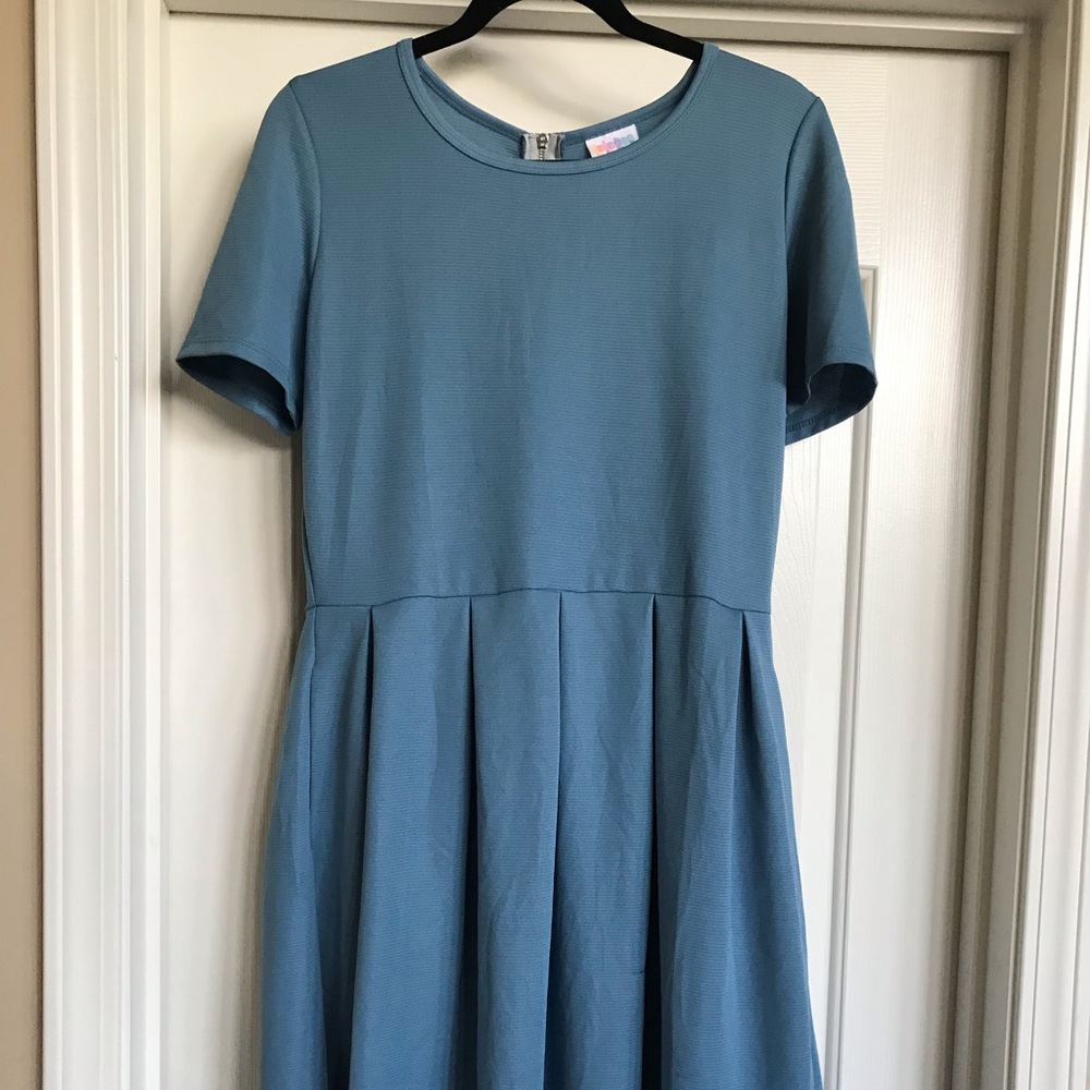 LuLaRoe Amelia